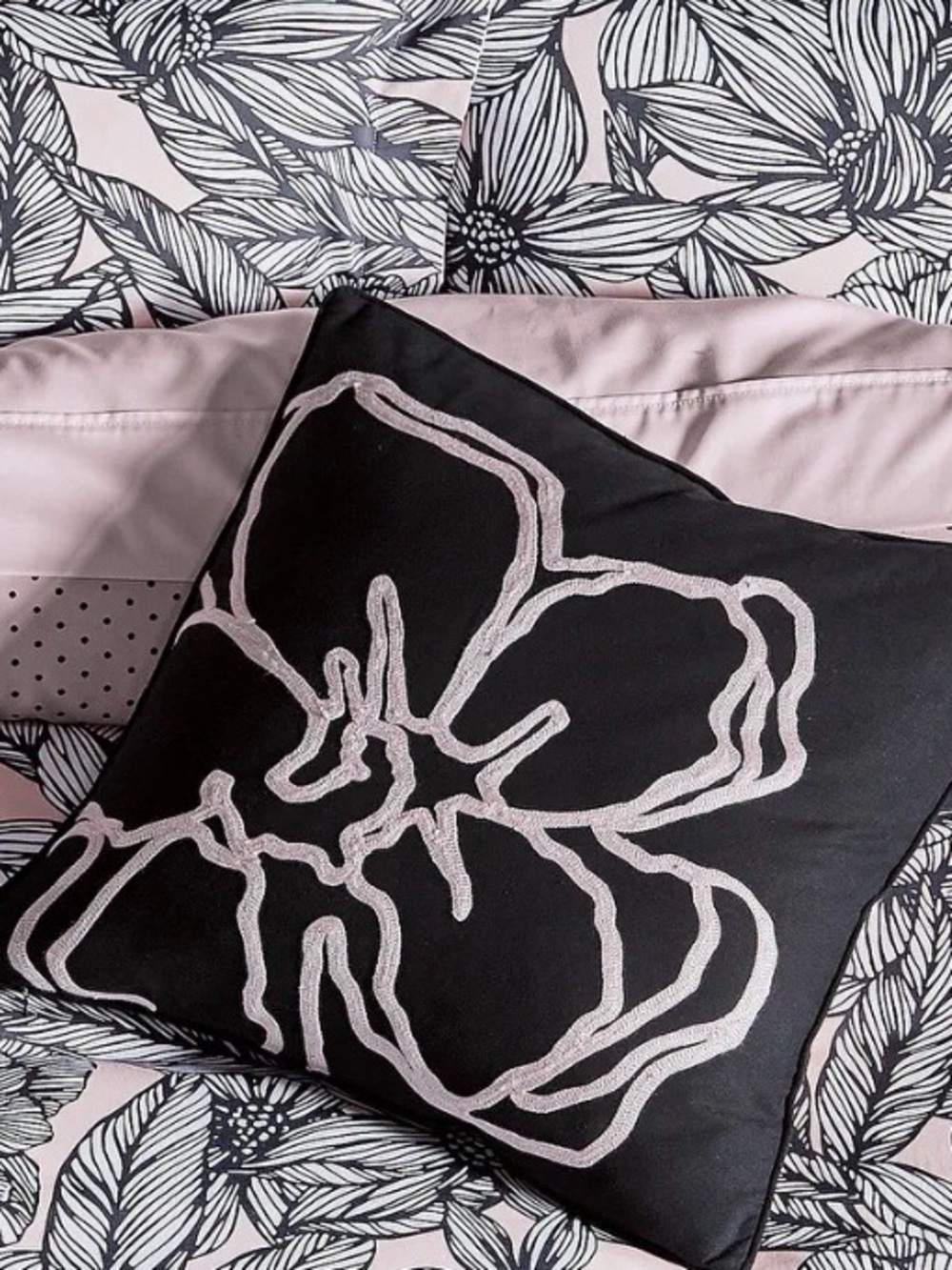 Ted Baker London Vietnam Collection Magnolia Embroidered Pillow NEW!